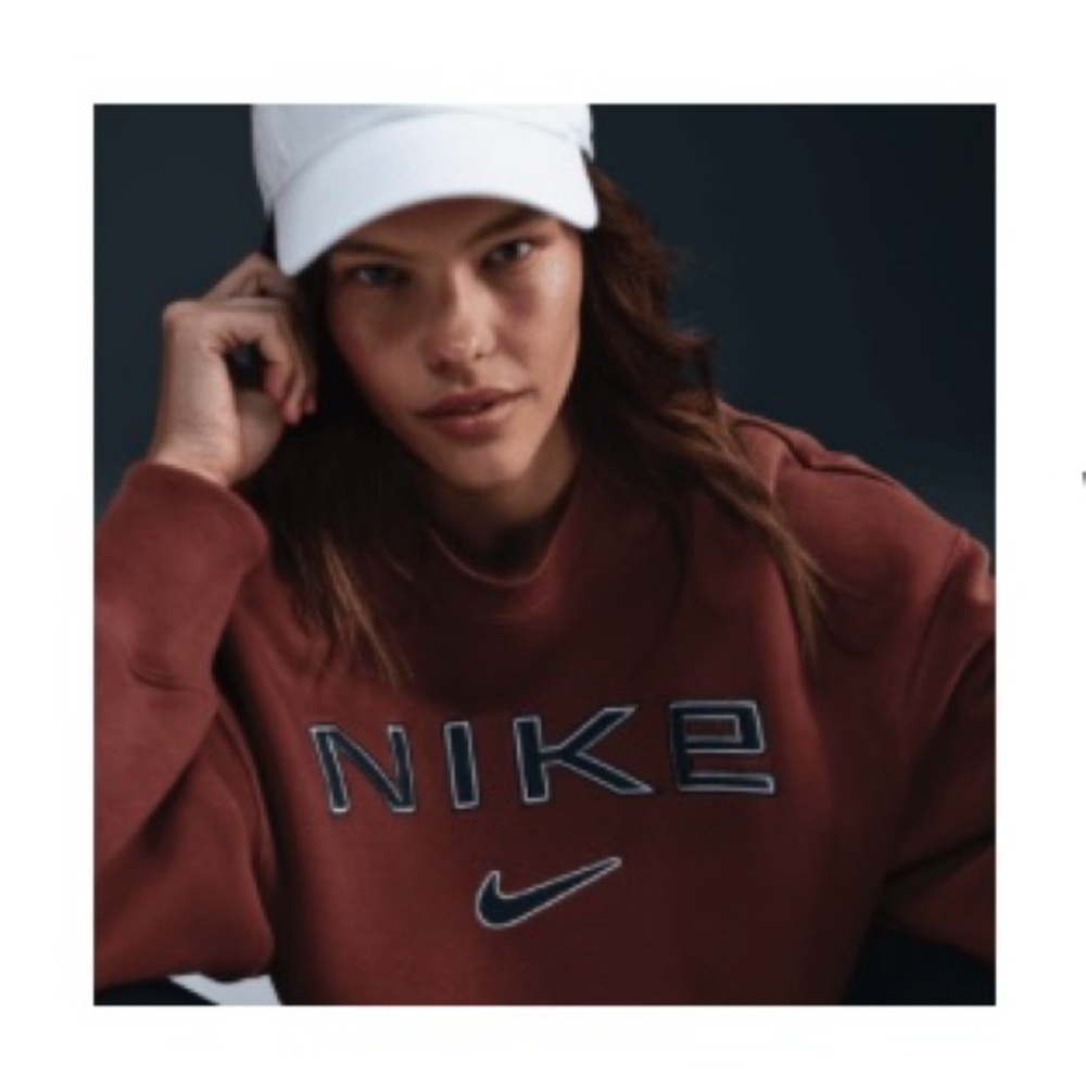 Nike Women's Brown Sweatshirt